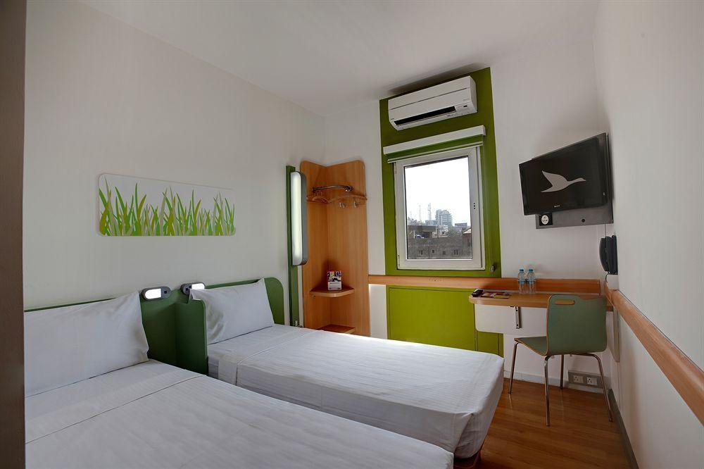 Hotel Caspia Pro Грейтър Нойда Екстериор снимка